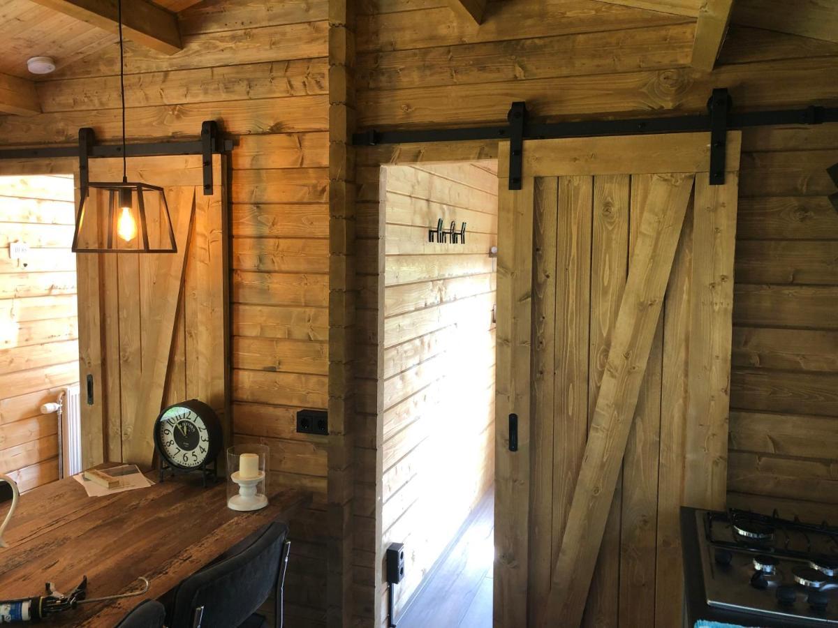 皮滕3 Slaapkamer Blokhut Met Opgemaakte Bedden别墅 外观 照片